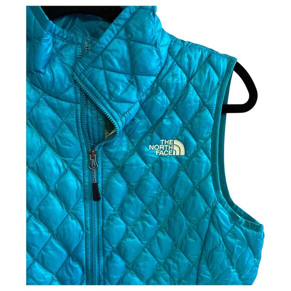 The North Face Thermoball Insulated Quilted Puffer Vest Turquoise Size Small - Picture 4 of 9